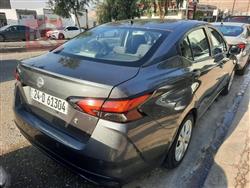 نيسان فيرسا